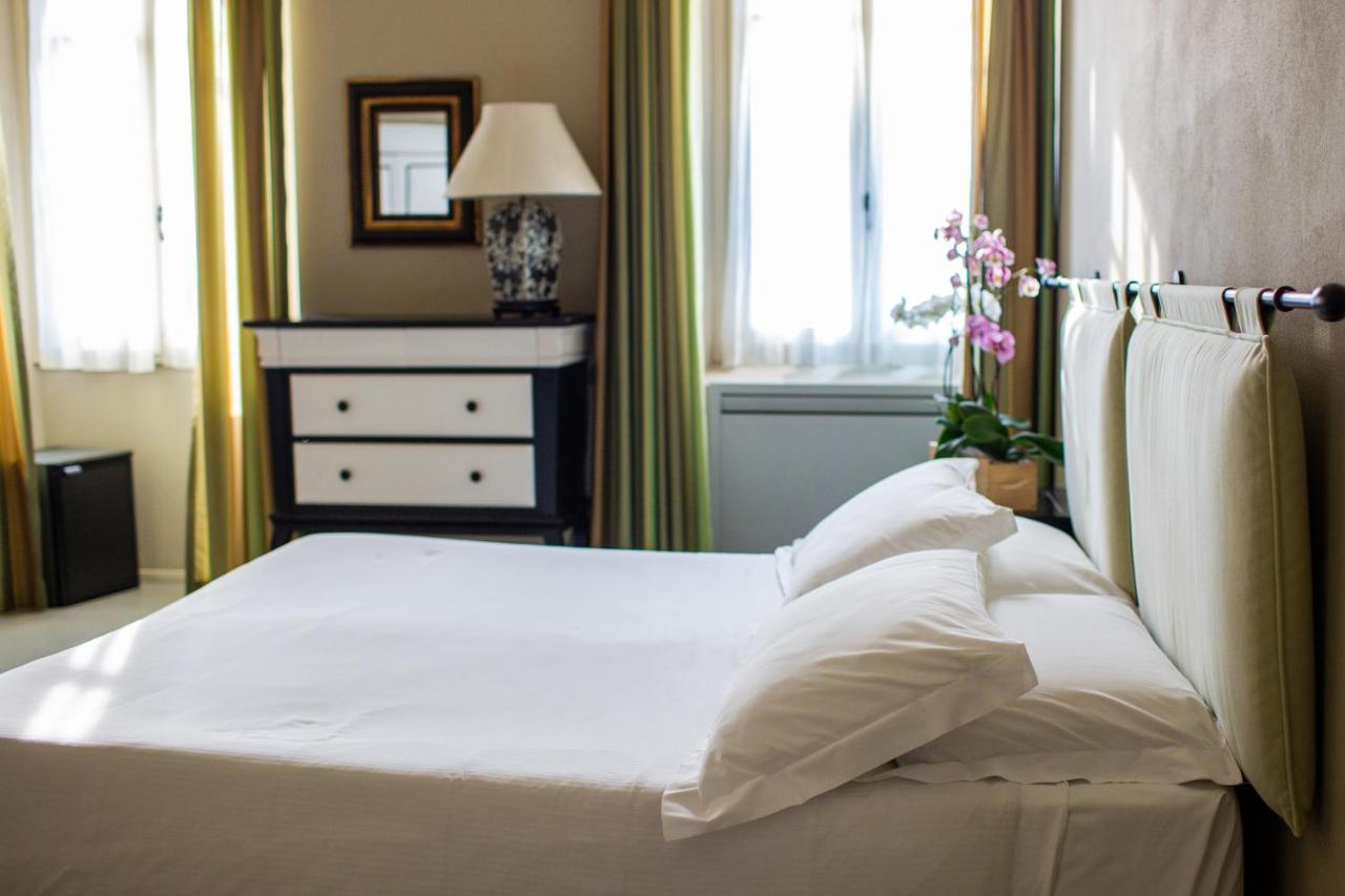 Hotel Vincafe Alba  Zewnętrze zdjęcie