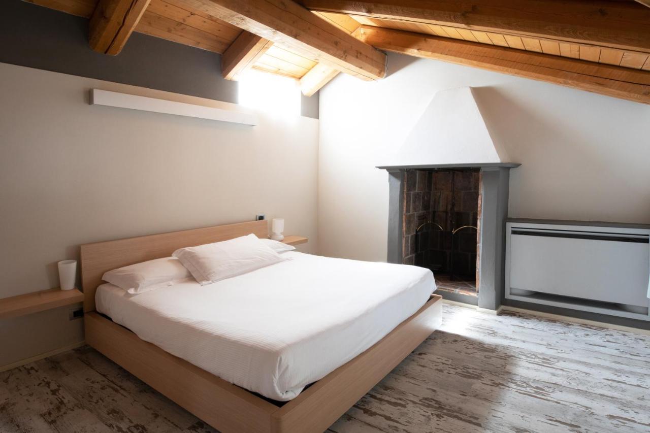 Hotel Vincafe Alba  Zewnętrze zdjęcie